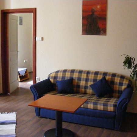 Palatinus Apartment Budapeste Exterior foto