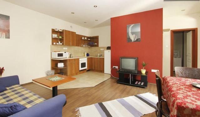 Palatinus Apartment Budapeste Exterior foto